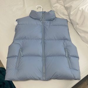 ARITIZA TNA mega puff blue vest